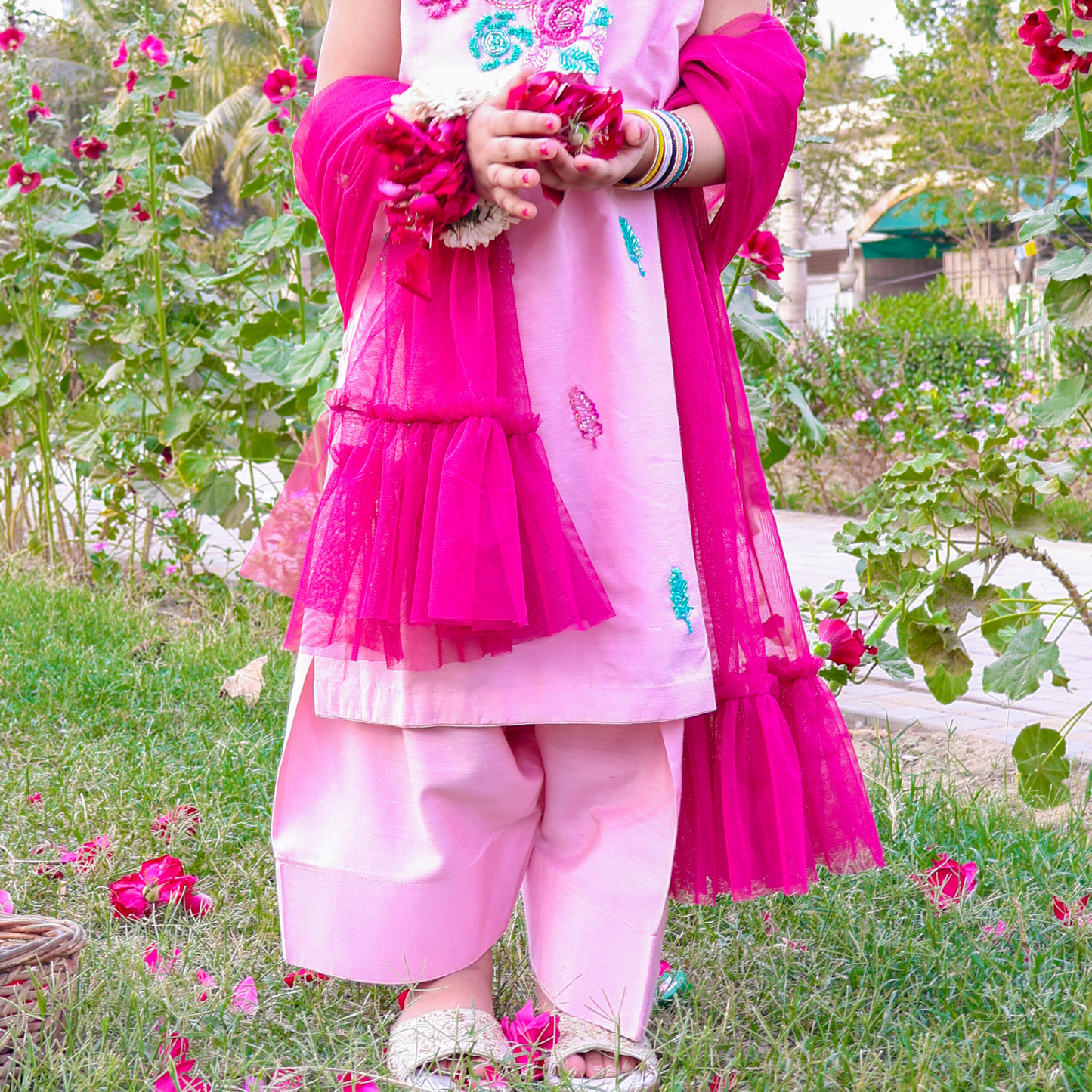 Light pink straight shirt and farshi shalwar – Soft Cotton Raw Silk Embroidered Set with Net Dupatta